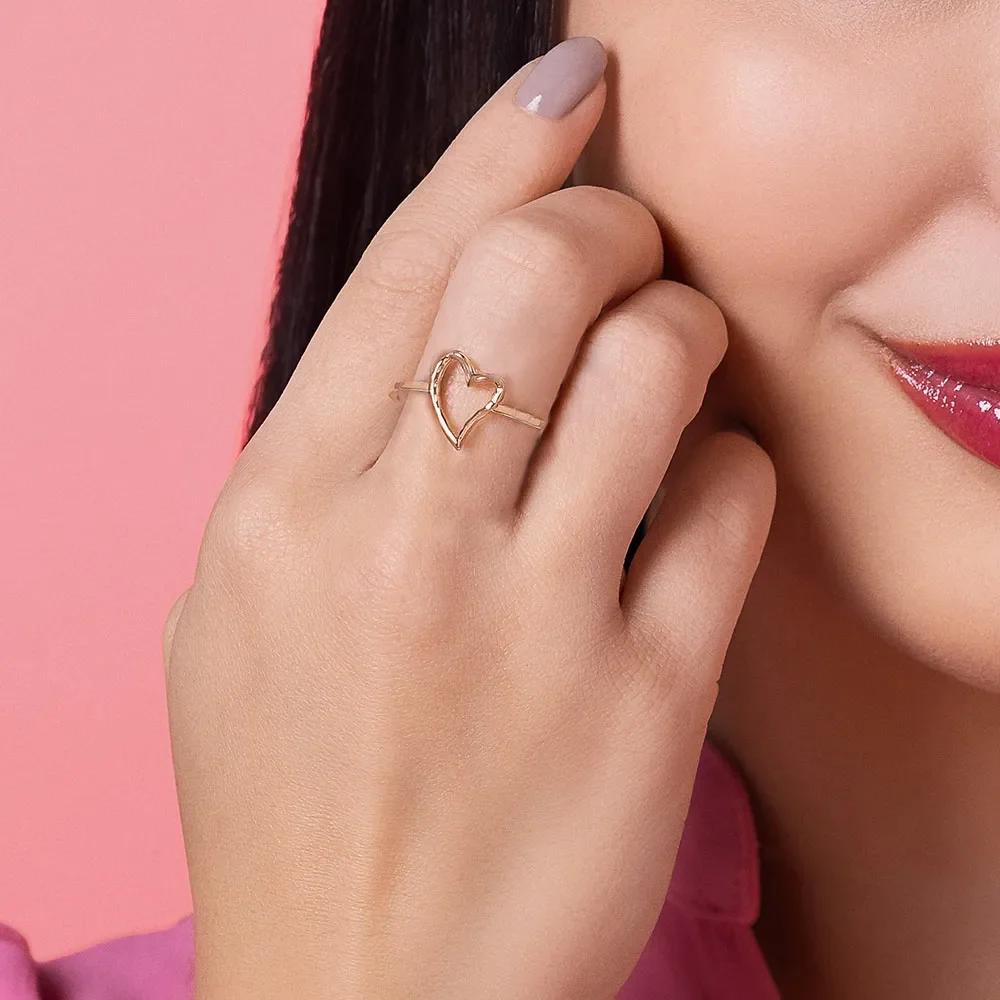 Anillo Con Corazón Calado Enchapado En Oro 18 K 5 Anillo Con Corazón Calado Enchapado En Oro 18 K - Imagen 3