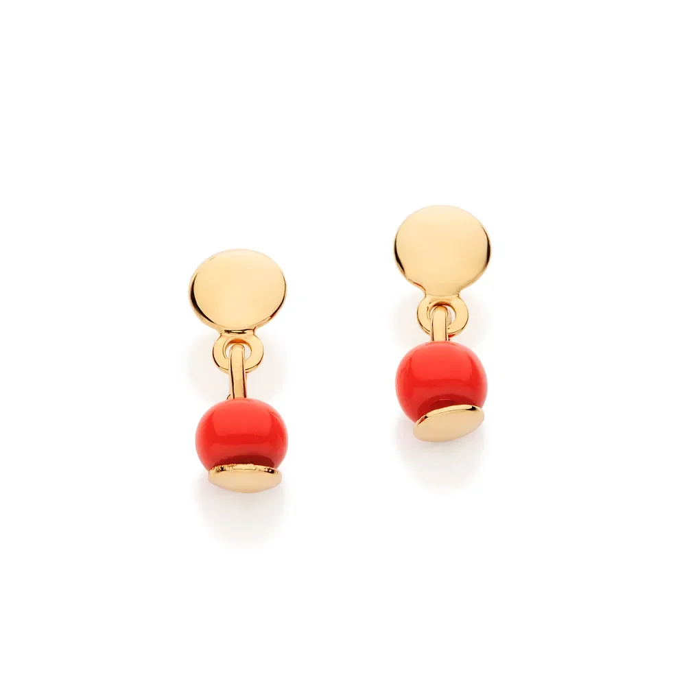 Aretes De Bebé Con Bolita Colgante Roja Enchapados En Oro 18K 4 Aretes de bebé con bolita colgante rojo