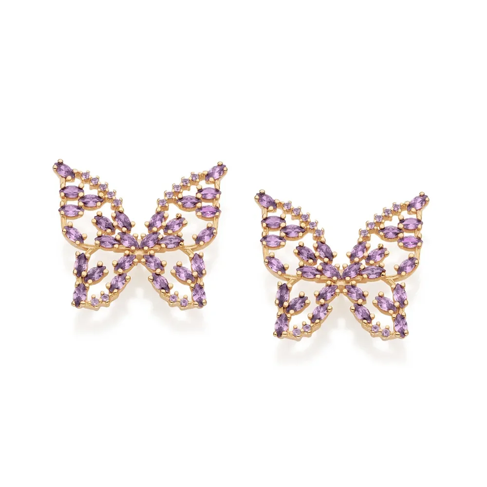 Aretes Maxi Mariposa 56 Circonias Lilas Enchapados En Oro 18K 2 Aretes Maxi De Mariposa Con 56 Circonias Lilas Enchapado en Oro 18K