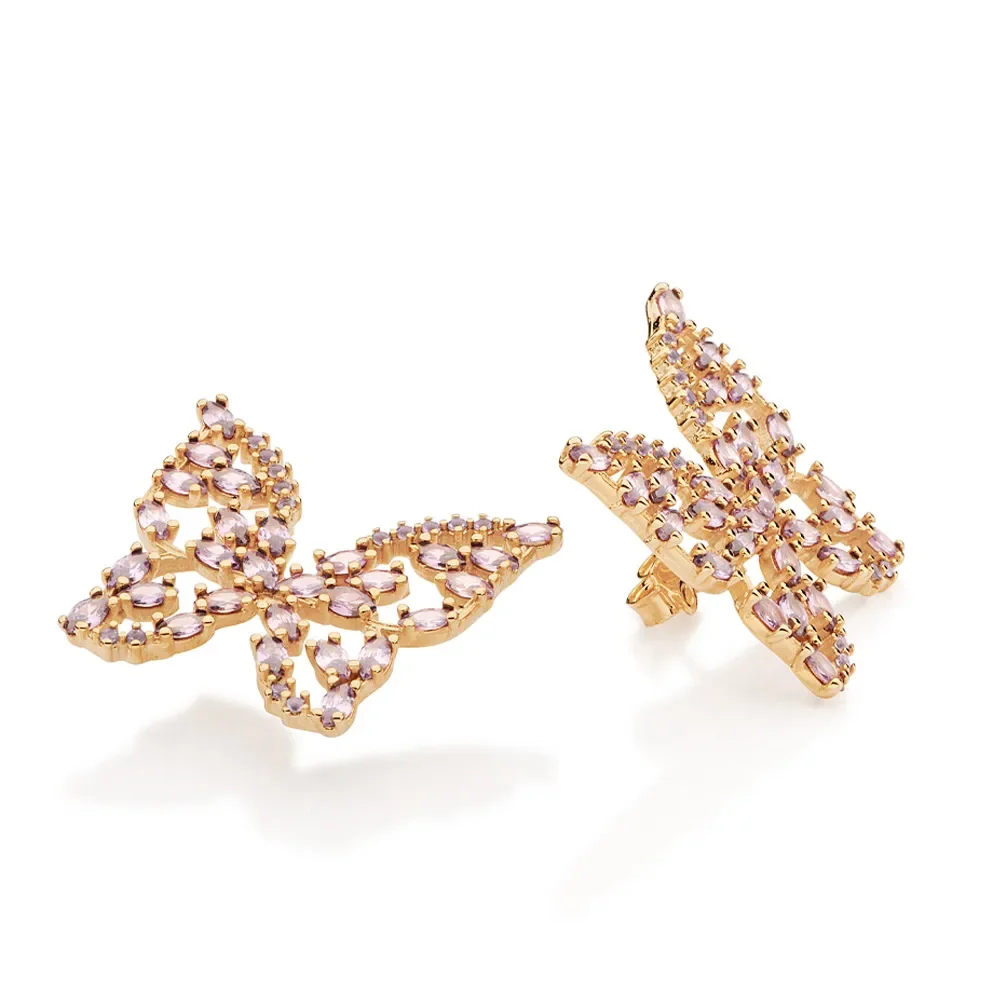 Aretes Maxi Mariposa 56 Circonias Lilas Enchapados En Oro 18K 4 Aretes maxi de mariposa con circonias lilas en Enchapado en oro 18K para eventos formales