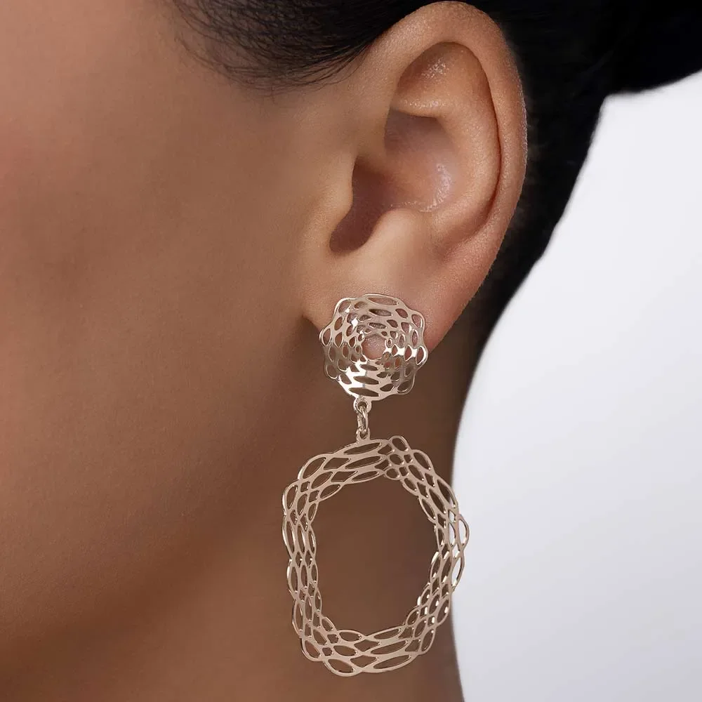 Aretes Maxi Ondulados Enchapado En Oro 18K 5 Aretes Maxi Ondulados Enchapado En Oro 18K - Imagen 3