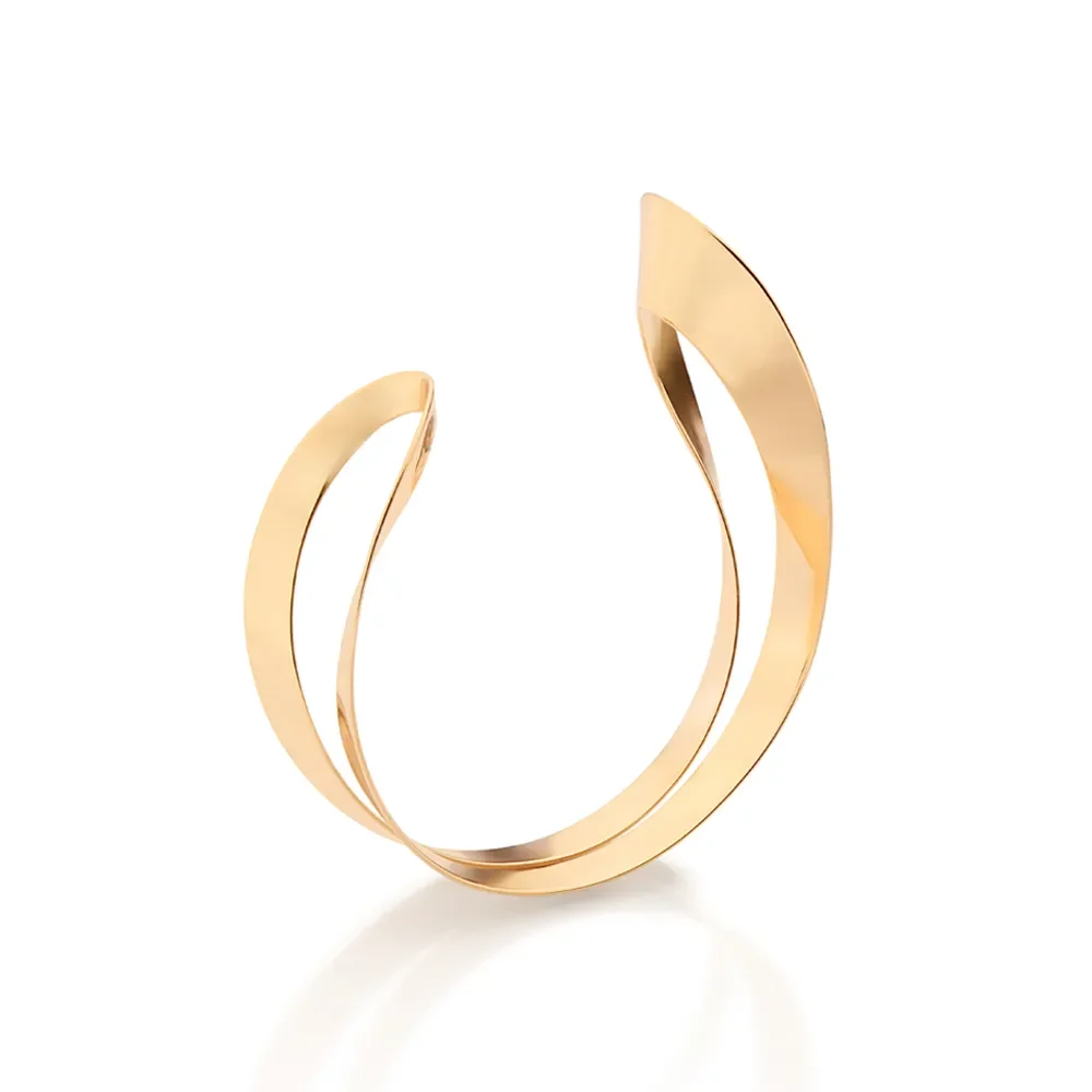 Brazalete Abstracto Enchapado En Oro 18K 4 Brazalete abstracto Enchapado en oro 18K para eventos especiales y uso diario