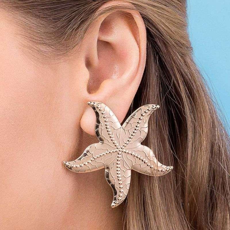 Aretes de estrellas de mar grande enchapadas en oro de 18k 4 Aretes de estrellas de mar grande enchapadas en oro de 18k - Imagen 2