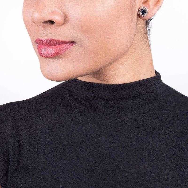 Aretes de flor con circonia y blanco enchapadas en oro de 18k 9 Aretes de flor con circonia y blanco enchapadas en oro de 18k - Imagen 7