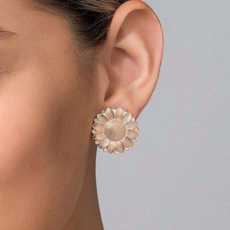 Aretes de girasol enchapadas en oro de 18k 4 Aretes de girasol enchapadas en oro de 18k - Imagen 2