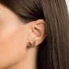 Aretes mariposa entrelazada con cristal morado enchapadas en oro 18k - Imagen 2