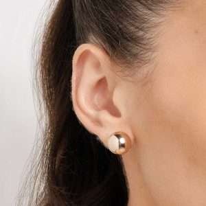 Alternative view of Aretes maxi de bolas lisa enchapadas en oro de 18k