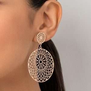 Alternative view of Aretes maxi estilo arabesco enchapadas en oro de 18k