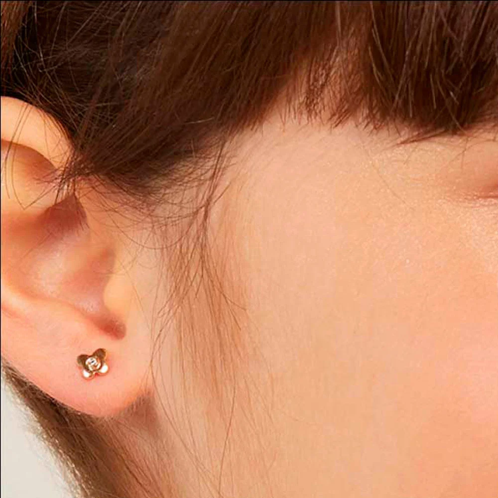 Aretes Mariposa con Circonia para Bebés Enchapados en Oro 18K 5 Aretes Mariposa con Circonia para Bebés Enchapados en Oro 18K - Imagen 3