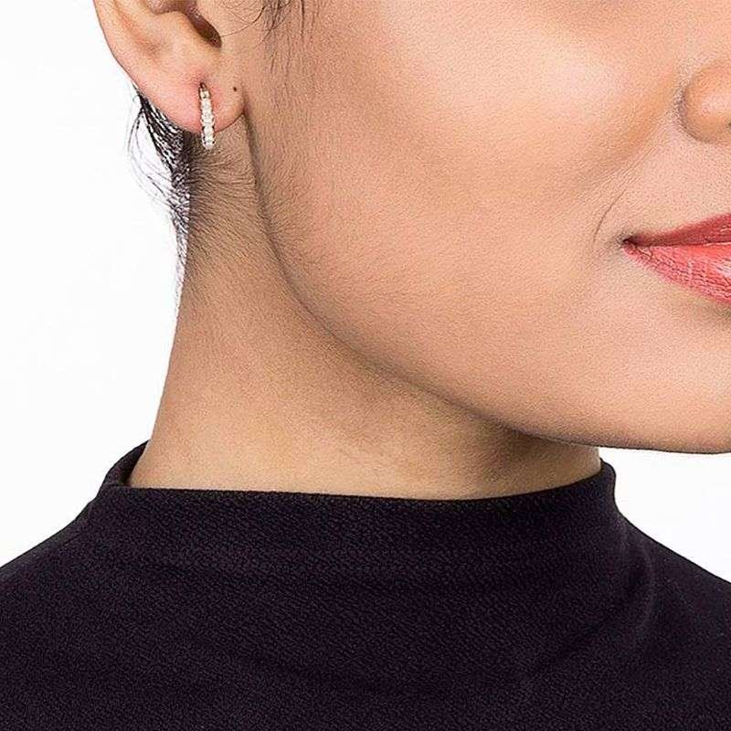 Argollas con perlas sintéticas enchapadas en oro de 18k 4 Argollas con perlas sintéticas enchapadas en oro de 18k - Imagen 2