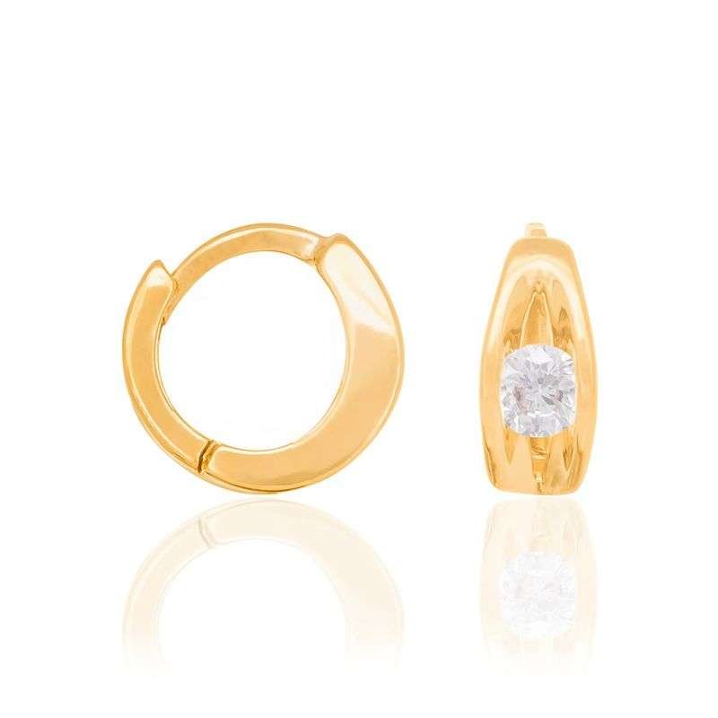 Argollas estilo huggies con circonias chicas enchapadas en oro de 18k 3 Argollas estilo huggies con circonias chicas enchapadas en oro de 18k