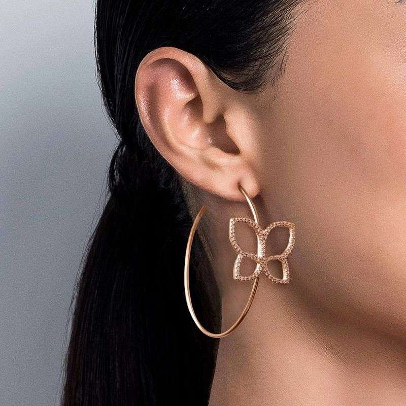 Argollas maxi mariposa con circonias enchapadas en oro 18k 4 Argollas maxi mariposa con circonias enchapadas en oro 18k - Imagen 2