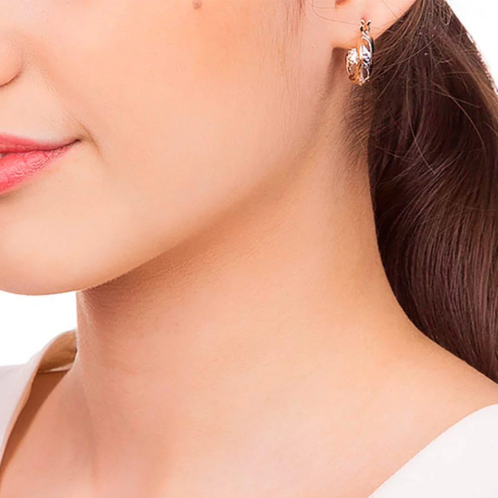 Argollas entrelazadas con Rodio Pequeñas Enchapadas En Oro 18K 5 Argollas entrelazadas con Rodio Pequeñas Enchapadas En Oro 18K - Imagen 3