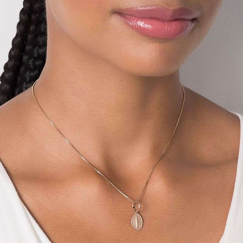 Dije de nuestra señora de las gracias enchapado en oro de 18k 3 Dije de nuestra señora de las gracias enchapado en oro de 18k