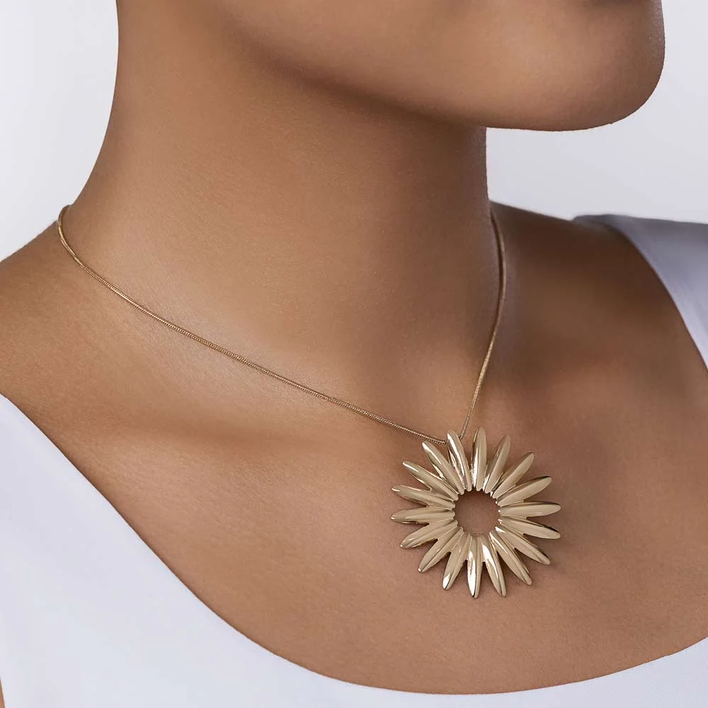 Dije de sol Maxi enchapado en oro 18K 5 Dije de sol Maxi enchapado en oro 18K - Imagen 3