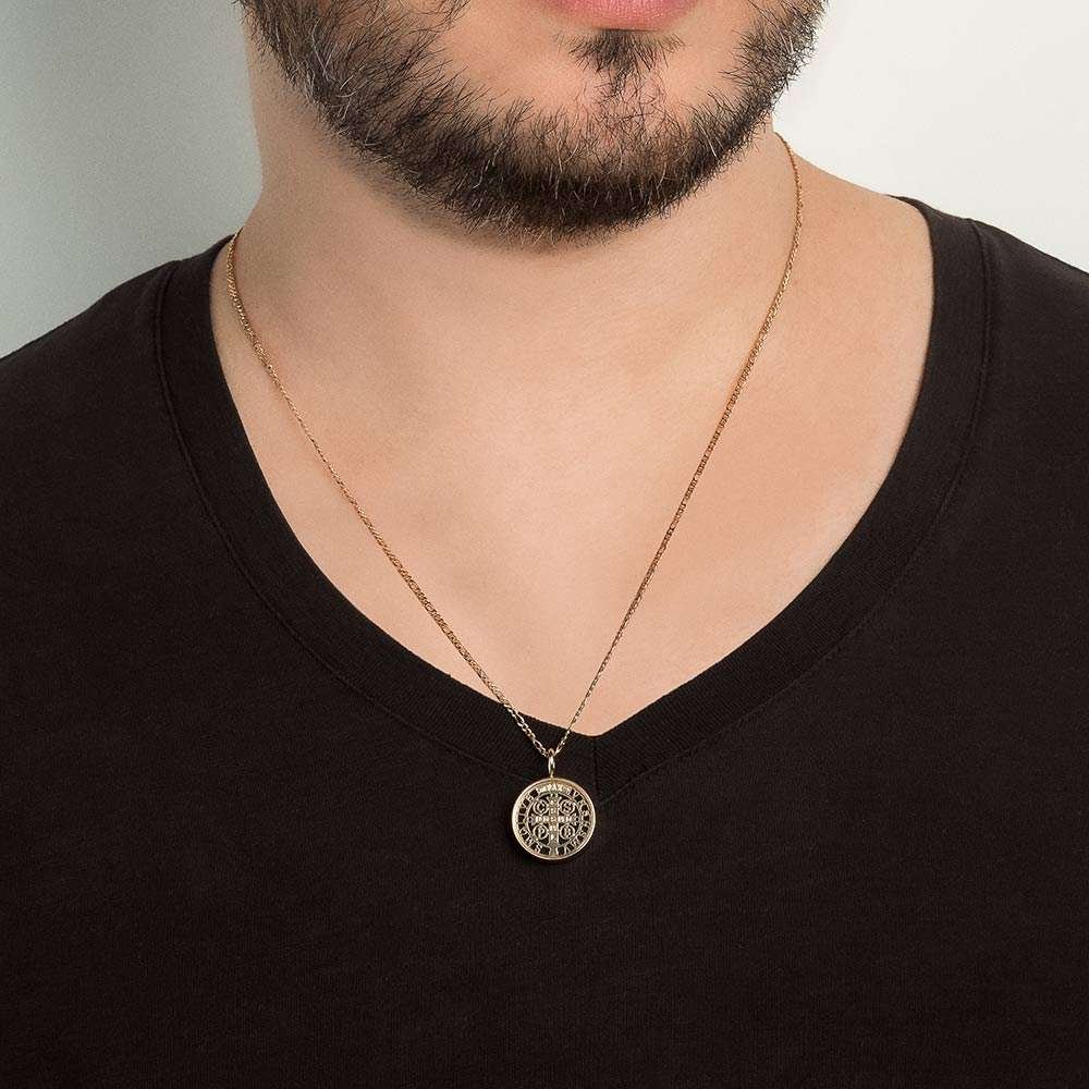 Dije de cruz de san benito enchapado en oro de 18k 4 Dije de cruz de san benito enchapado en oro de 18k - Imagen 2