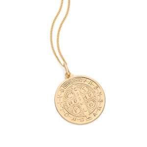Alternative view of Dije de San Benito Enchapado en Oro 18K