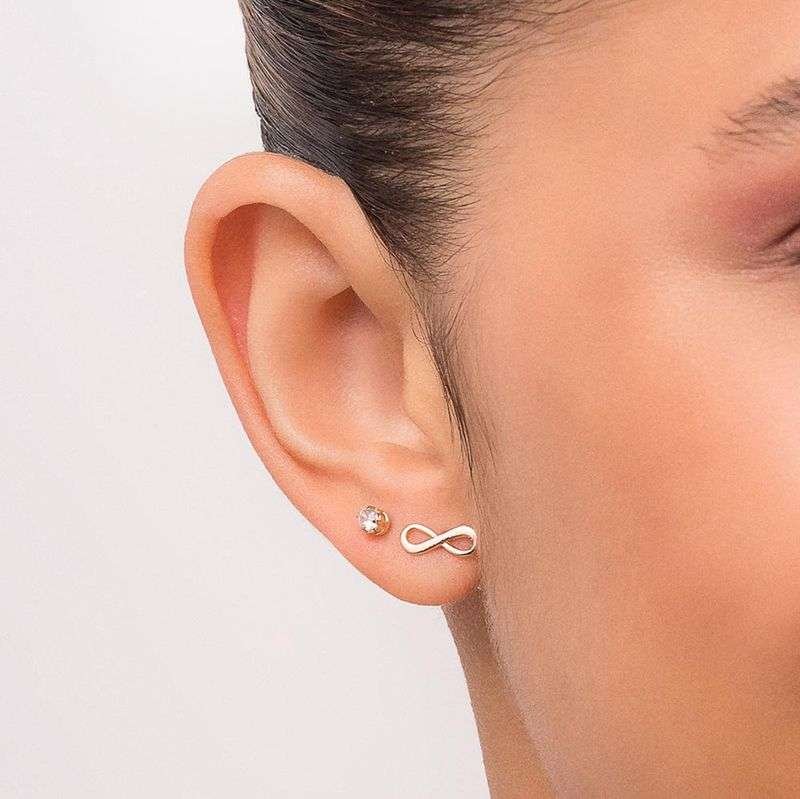 Kit de aretes infinito y circonia enchapadas en oro 18k 4 Kit de aretes infinito y circonia enchapadas en oro 18k - Imagen 2